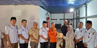 Setda Sampaikan Duka dan Tali Asih Kepada Keluarga Korban Karhutla